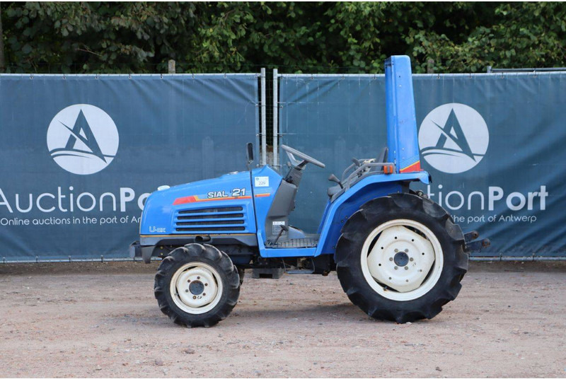 Iseki TF21F - Farm tractor: picture 2 Iseki TF21F - Farm tractor: picture 2