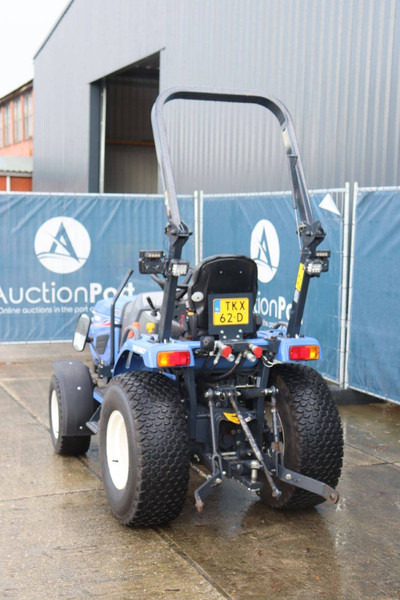 Iseki TM3267 - Farm tractor: picture 4 Iseki TM3267 - Farm tractor: picture 4