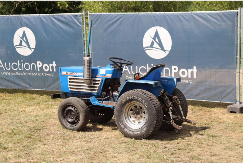Iseki TU1400 - Farm tractor: picture 3 Iseki TU1400 - Farm tractor: picture 3