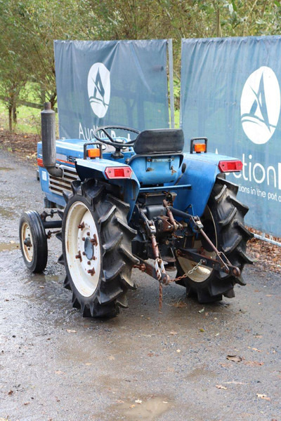 Iseki TU1900 - Farm tractor: picture 4 Iseki TU1900 - Farm tractor: picture 4