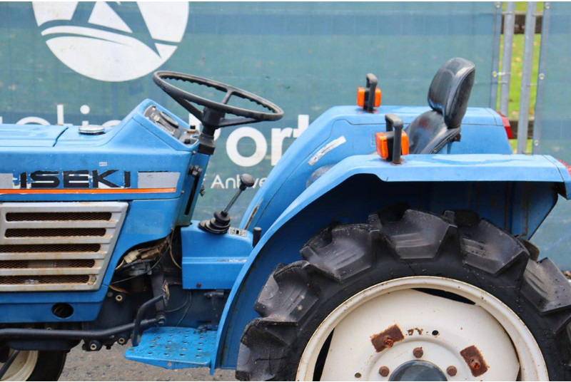 Farm tractor Iseki TU1900: picture 18