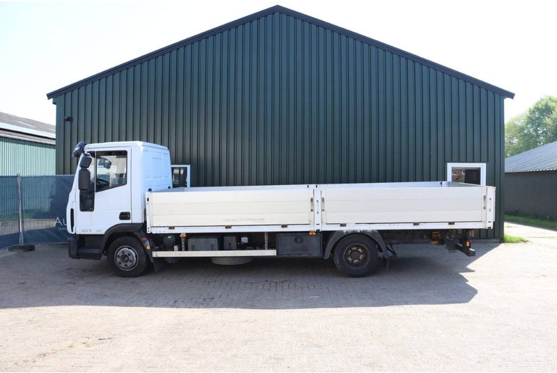 Iveco ML80E18/P - Dropside/ Flatbed truck: picture 2 Iveco ML80E18/P - Dropside/ Flatbed truck: picture 2