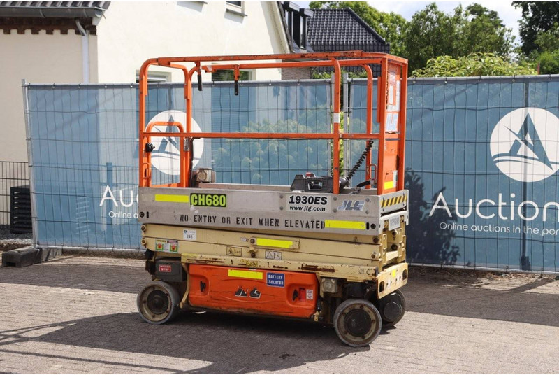 JLG 1930ES - Scissor lift: picture 3 JLG 1930ES - Scissor lift: picture 3