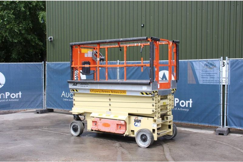 JLG 2646ES - Scissor lift: picture 3 JLG 2646ES - Scissor lift: picture 3