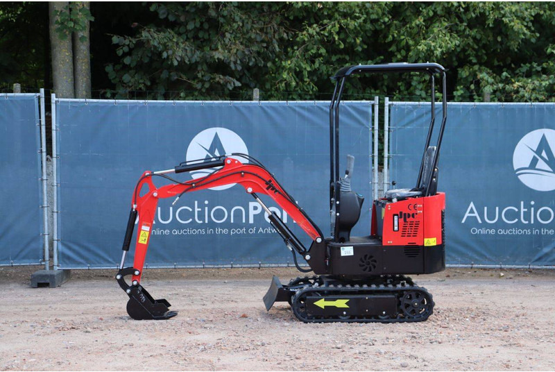 JPC HT12 - Mini excavator: picture 1 JPC HT12 - Mini excavator: picture 1