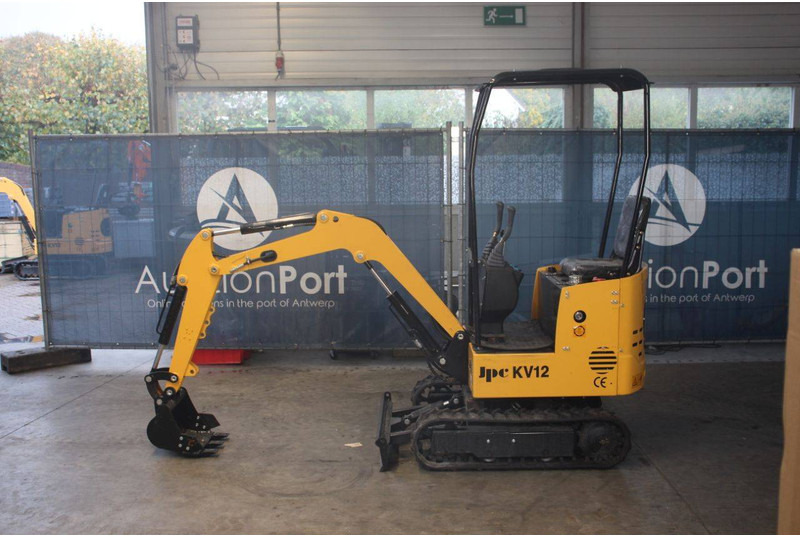 JPC KV12 - Mini excavator: picture 2 JPC KV12 - Mini excavator: picture 2