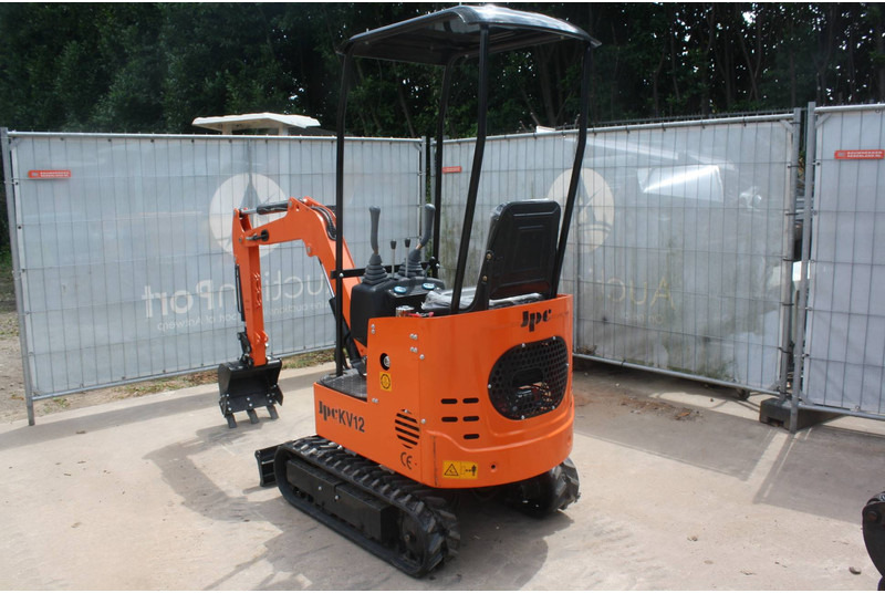 JPC KV12 - Mini excavator: picture 4 JPC KV12 - Mini excavator: picture 4
