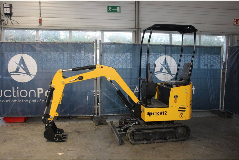 JPC KV12 - Mini excavator: picture 1 JPC KV12 - Mini excavator: picture 1