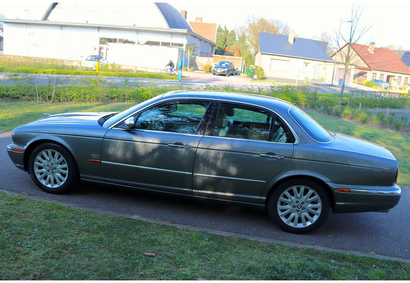 Jaguar XJ-6 3.0 Sovereign - Car: picture 2 Jaguar XJ-6 3.0 Sovereign - Car: picture 2