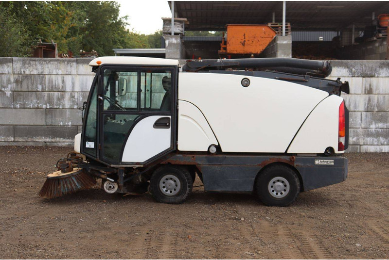 Johnston 142A 101T - Road sweeper: picture 2 Johnston 142A 101T - Road sweeper: picture 2