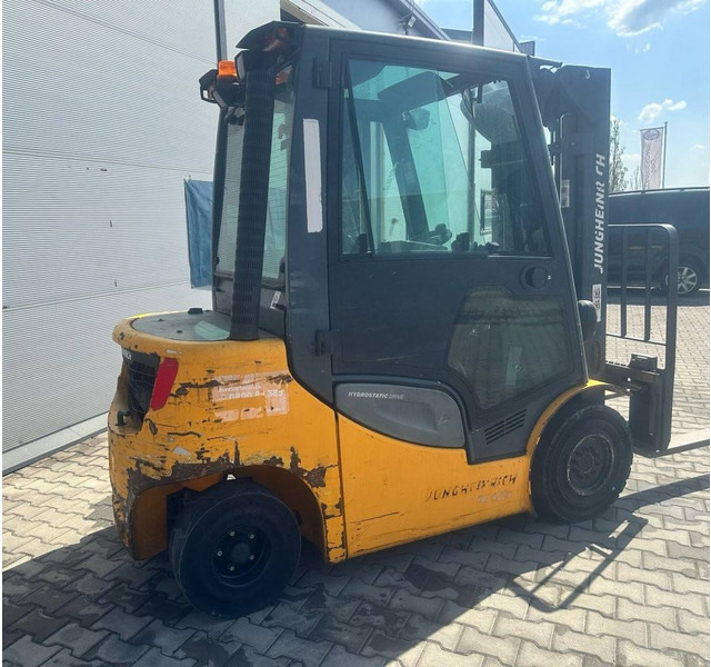 Jungheinrich DFG 425s - Diesel forklift: picture 3 Jungheinrich DFG 425s - Diesel forklift: picture 3