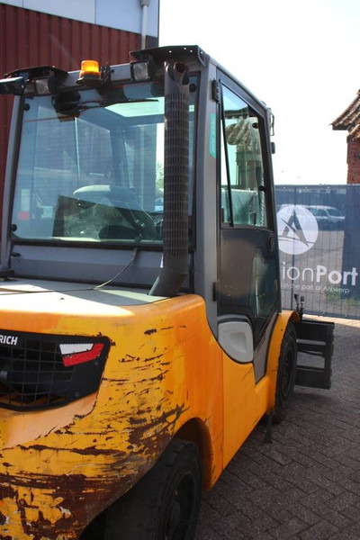 Jungheinrich DFG 545s - Diesel forklift: picture 5 Jungheinrich DFG 545s - Diesel forklift: picture 5