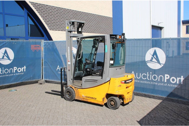 Jungheinrich EFG 320 - Electric forklift: picture 3 Jungheinrich EFG 320 - Electric forklift: picture 3