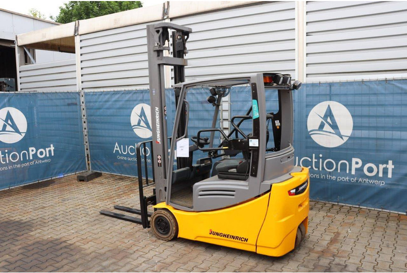Jungheinrich EFG216 - Electric forklift: picture 3 Jungheinrich EFG216 - Electric forklift: picture 3