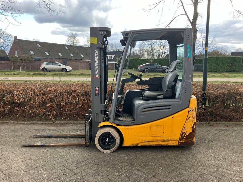Jungheinrich EFG218k - Electric forklift: picture 2 Jungheinrich EFG218k - Electric forklift: picture 2