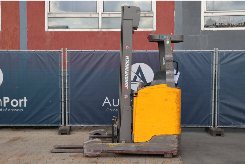 Jungheinrich ETM 214 - Reach truck: picture 2 Jungheinrich ETM 214 - Reach truck: picture 2