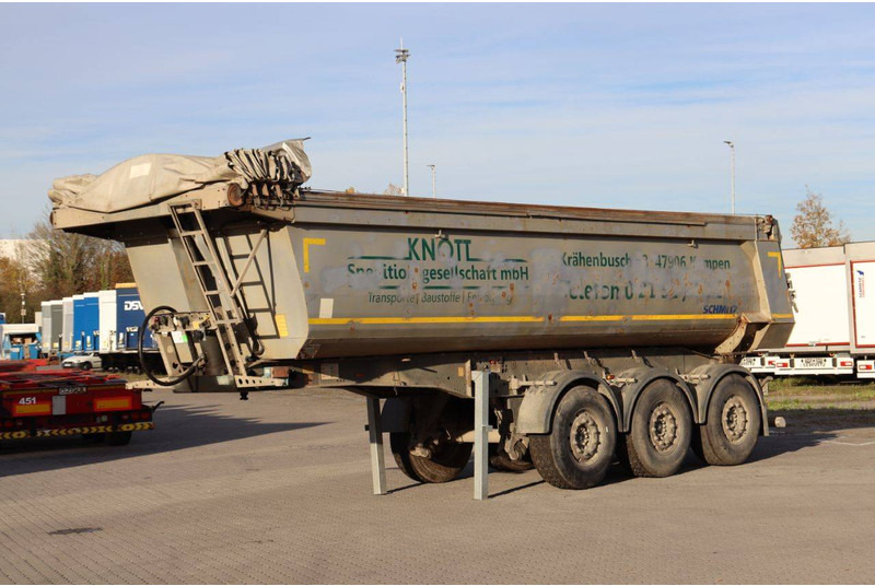 Knott GmbH - Tipper semi-trailer: picture 3 Knott GmbH - Tipper semi-trailer: picture 3