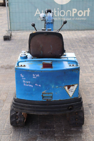 Kobelco SK007 - Mini excavator: picture 5 Kobelco SK007 - Mini excavator: picture 5