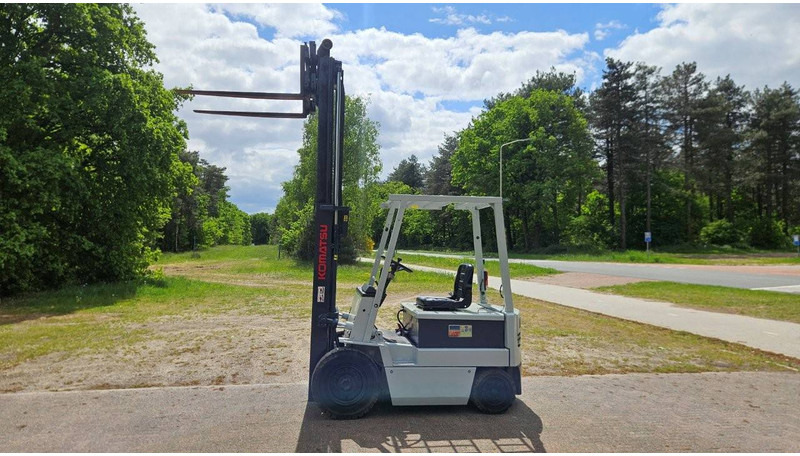 Komatsu FB 20-3 - Electric forklift: picture 3 Komatsu FB 20-3 - Electric forklift: picture 3