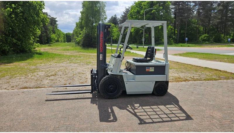 Komatsu FB20-3 - Electric forklift: picture 1 Komatsu FB20-3 - Electric forklift: picture 1