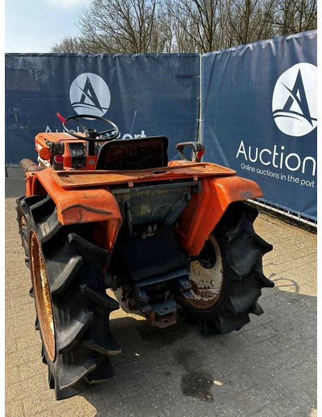 Kubota B1600E - Farm tractor: picture 2 Kubota B1600E - Farm tractor: picture 2