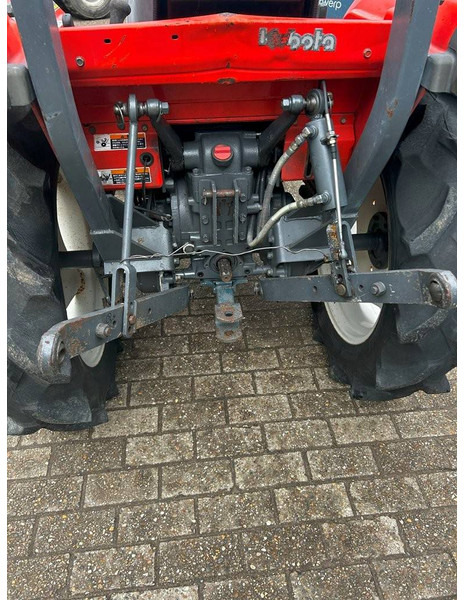 Kubota GL240 - Farm tractor: picture 3 Kubota GL240 - Farm tractor: picture 3