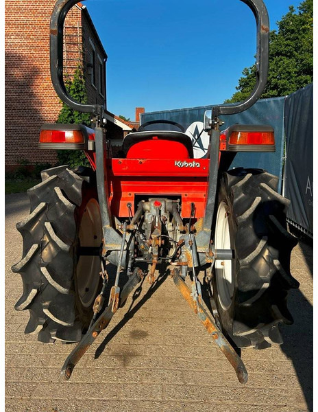 Kubota GL280 - Farm tractor: picture 3 Kubota GL280 - Farm tractor: picture 3