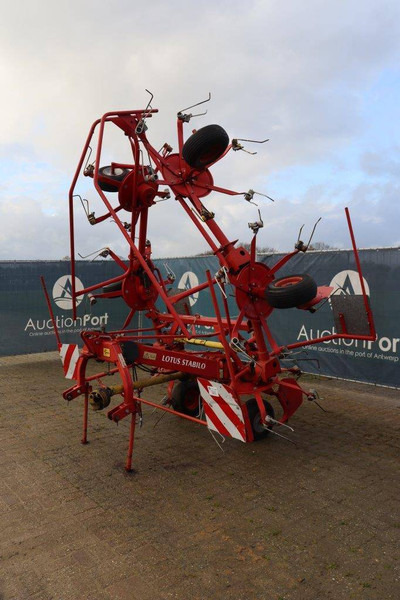 Lely 4.1033.0003.1 - Tedder/ Rake: picture 4 Lely 4.1033.0003.1 - Tedder/ Rake: picture 4