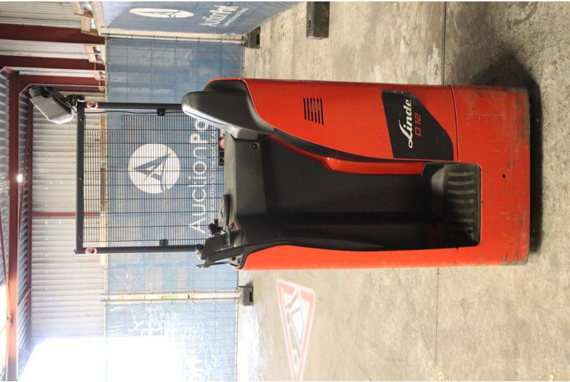 Linde D12 S - Stacker: picture 5 Linde D12 S - Stacker: picture 5