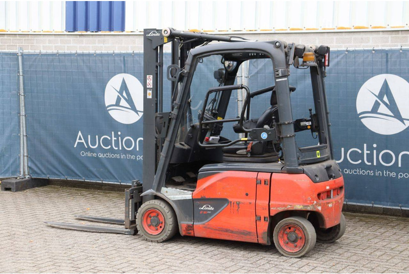 Linde E16 - Electric forklift: picture 3 Linde E16 - Electric forklift: picture 3