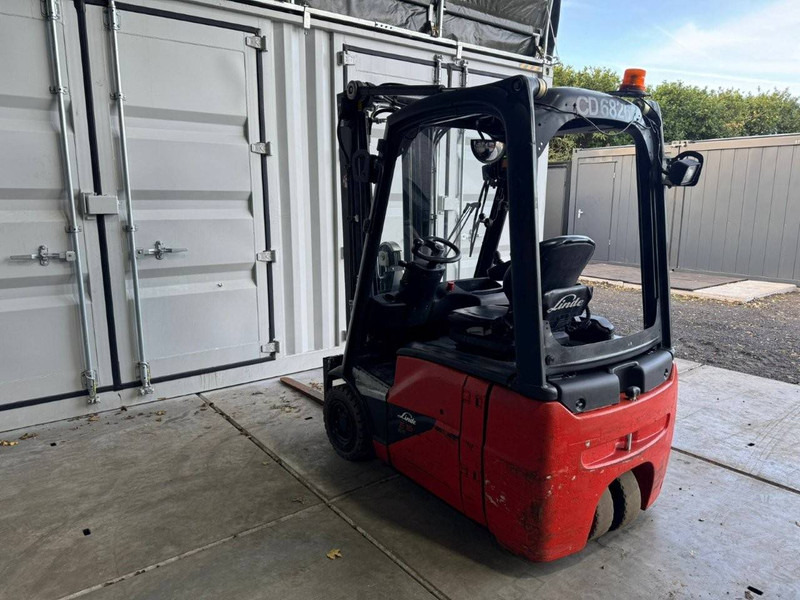 Electric forklift Linde E16C-02: picture 7