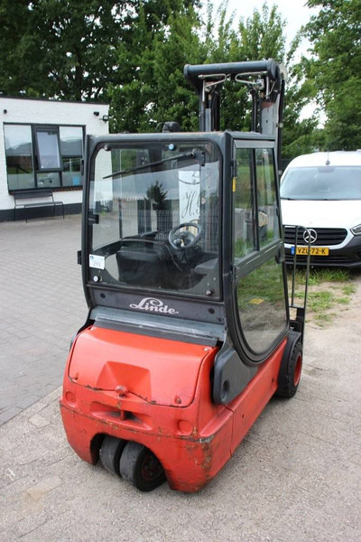 Linde E18C-02 - Electric forklift: picture 5 Linde E18C-02 - Electric forklift: picture 5