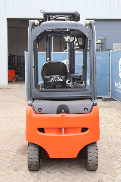 Linde E20PHL-01 - Electric forklift: picture 5 Linde E20PHL-01 - Electric forklift: picture 5