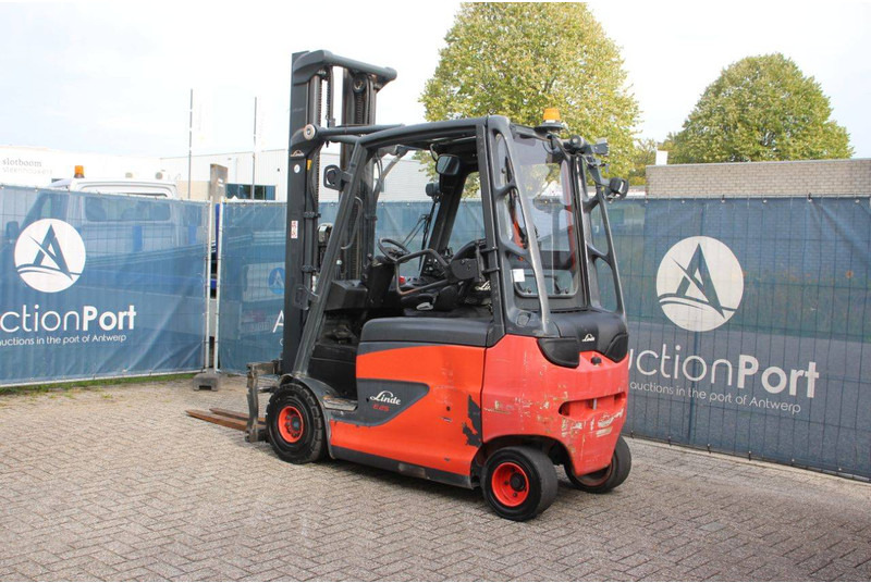 Linde E25HL-01/600 - Electric forklift: picture 4 Linde E25HL-01/600 - Electric forklift: picture 4