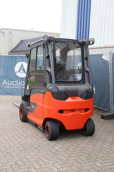 Linde E30HL-01/600 - Electric forklift: picture 4 Linde E30HL-01/600 - Electric forklift: picture 4