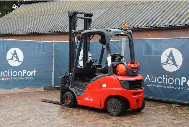 Linde H20T-01 - LPG forklift: picture 4 Linde H20T-01 - LPG forklift: picture 4