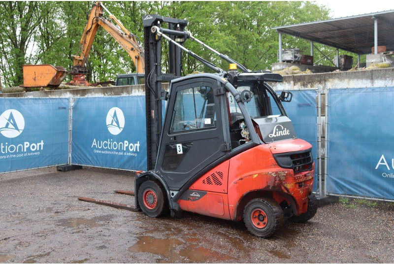 Linde H30CNG-02 - LPG forklift: picture 3 Linde H30CNG-02 - LPG forklift: picture 3