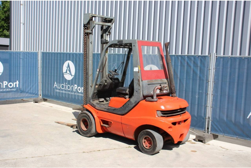 Linde H30D-02 - Diesel forklift: picture 3 Linde H30D-02 - Diesel forklift: picture 3