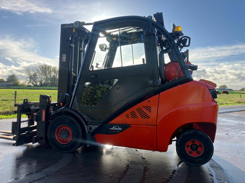 Linde H35T-02 - LPG forklift: picture 3 Linde H35T-02 - LPG forklift: picture 3