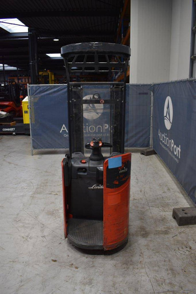 Linde L12SP - Stacker: picture 4 Linde L12SP - Stacker: picture 4