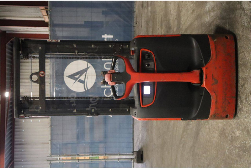 Linde L16 - Stacker: picture 5 Linde L16 - Stacker: picture 5
