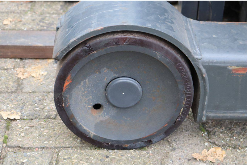 Reach truck Linde R14 EX S: picture 13 Reach truck Linde R14 EX S: picture 13