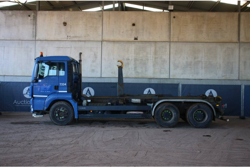 MAN TGS 33.360 - Hook lift truck: picture 2 MAN TGS 33.360 - Hook lift truck: picture 2