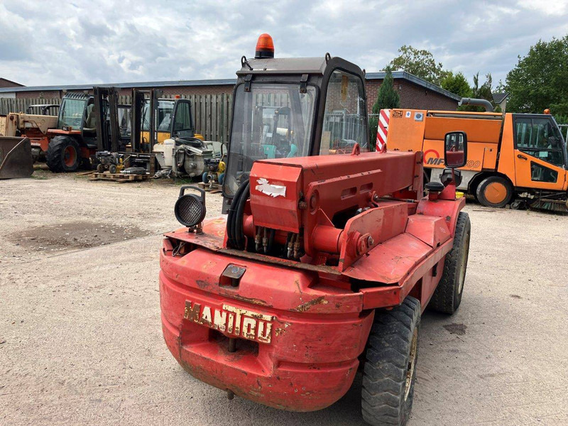 Manitou BTI220 - Telescopic handler: picture 4 Manitou BTI220 - Telescopic handler: picture 4