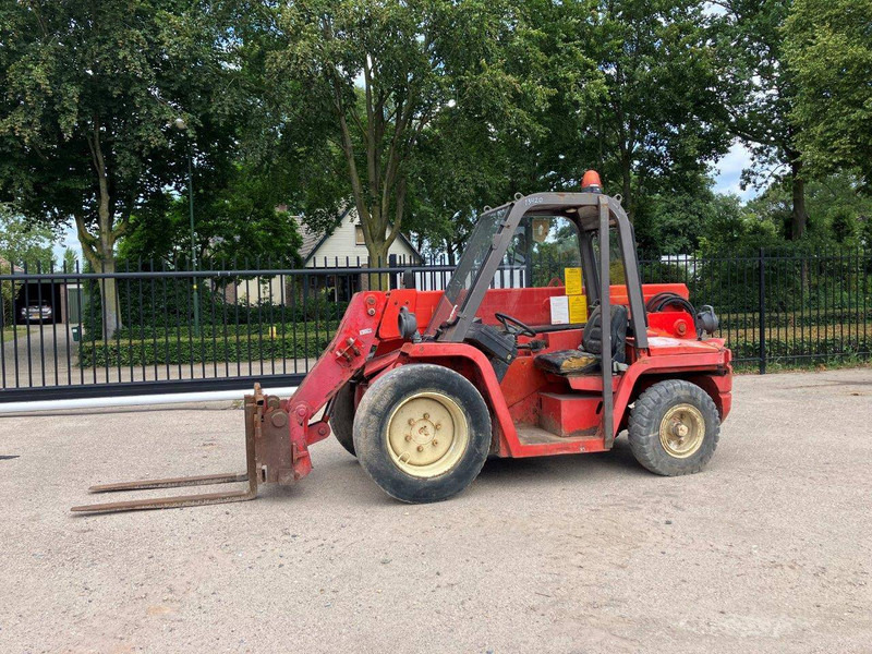 Manitou BTI220 - Telescopic handler: picture 1 Manitou BTI220 - Telescopic handler: picture 1