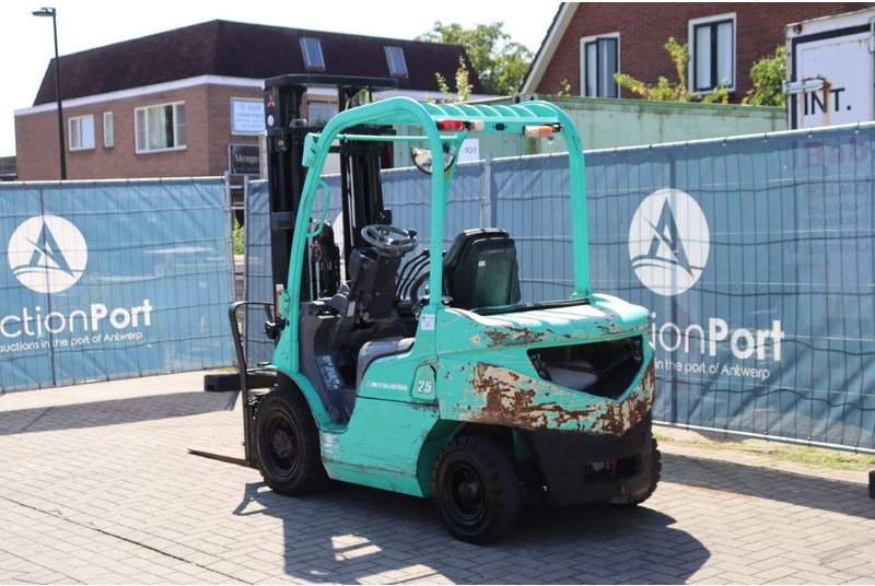 Mitsubishi FD25N - Diesel forklift: picture 4 Mitsubishi FD25N - Diesel forklift: picture 4