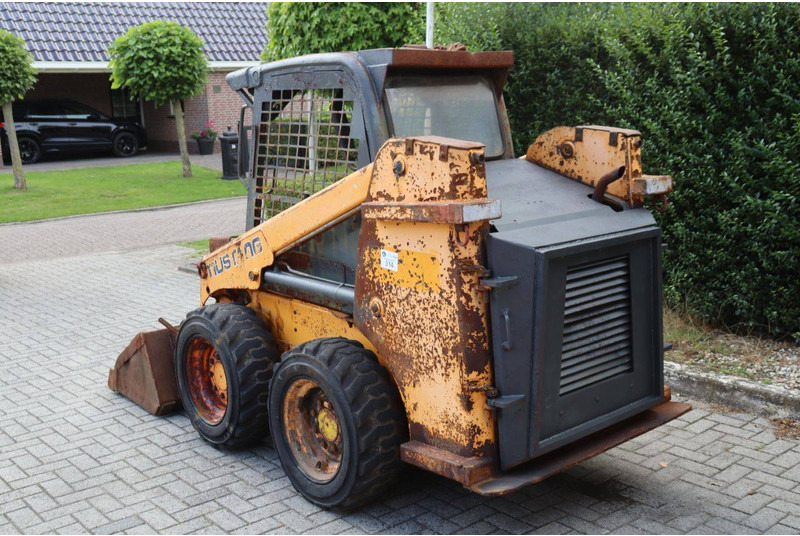 Mustang 2040 - Wheel loader: picture 4 Mustang 2040 - Wheel loader: picture 4