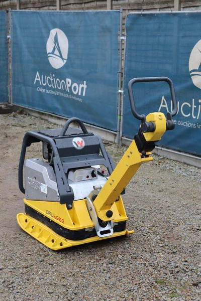 Neuson DPU 6555 - Vibratory plate: picture 4 Neuson DPU 6555 - Vibratory plate: picture 4
