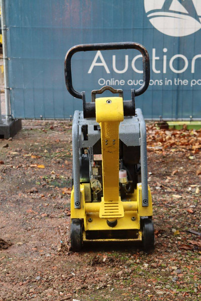 Neuson DPU - Vibratory plate: picture 4 Neuson DPU - Vibratory plate: picture 4