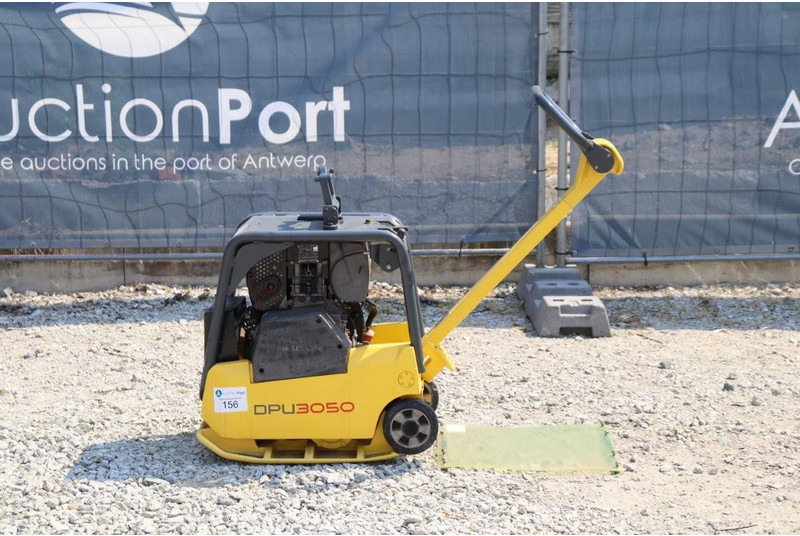Neuson DPU3050 - Vibratory plate: picture 2 Neuson DPU3050 - Vibratory plate: picture 2